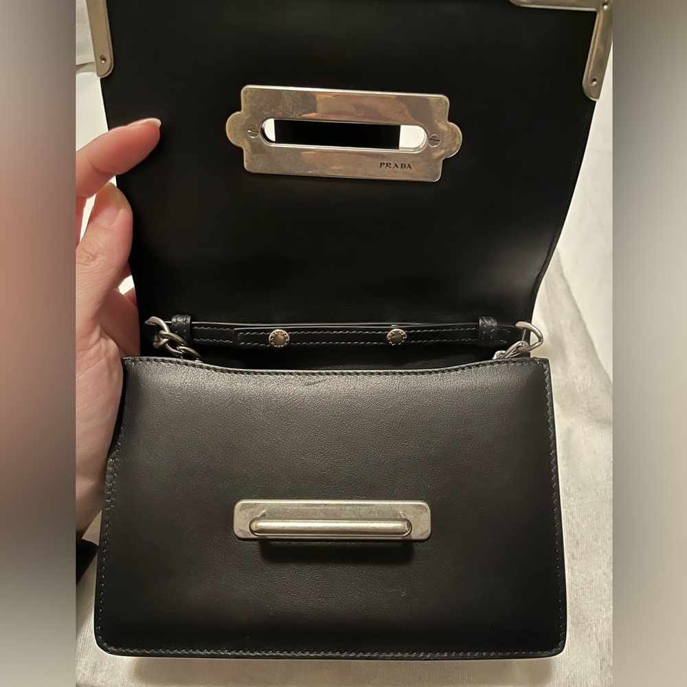 [ON HOLD] Prada Cahier Bag Astrology - Picture 4 of 8